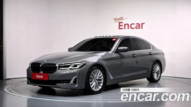 Фотография автомобиля — BMW 5 Series G30