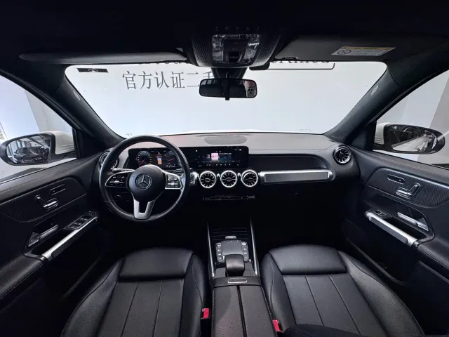 Mercedes-Benz GLB-Class — Фото автомобиля 12