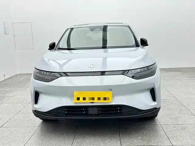 Leapmotor C11 — Фото автомобиля 2