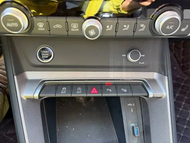 Audi Q3 — Фото автомобиля 13