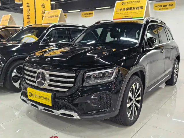 Фотография автомобиля — Mercedes-Benz GLB-Class