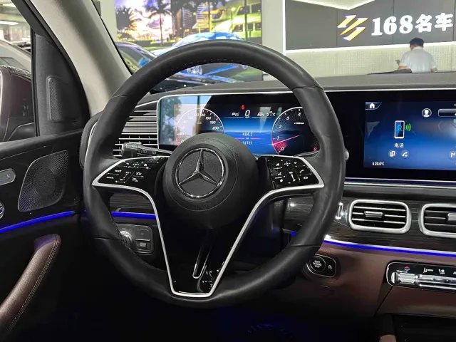Mercedes-Benz GLE-Class — Фото автомобиля 16
