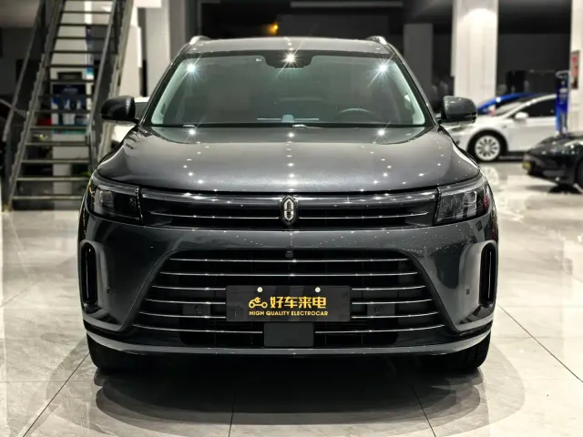 Aito M7 — Фото автомобиля 2