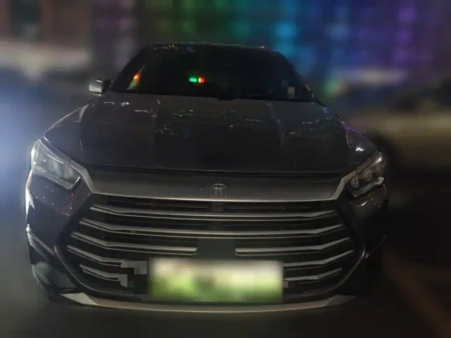 BYD Song Pro — Фото автомобиля 2
