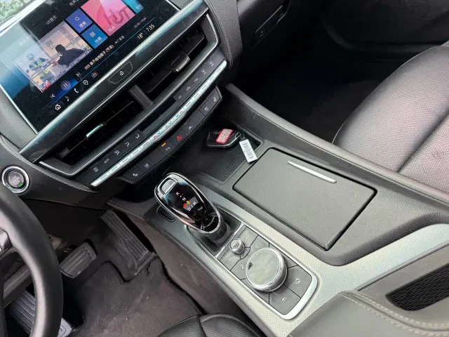 Cadillac CT5 — Фото автомобиля 13