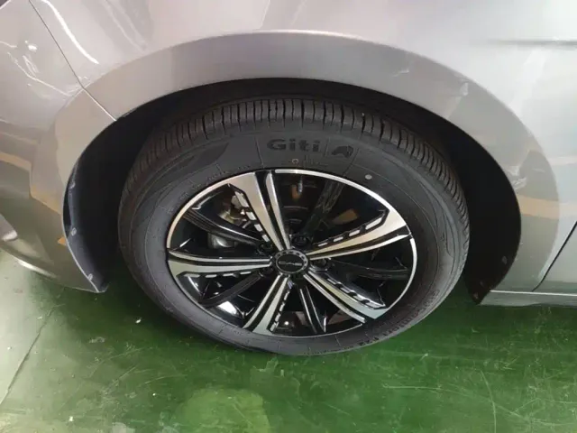 BYD Destroyer 05 2022 DM-i 120KM Flagship Edition — Фото автомобиля 22