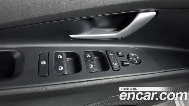 Hyundai AVANTE Новый Avante (CN7) — Фото автомобиля 20