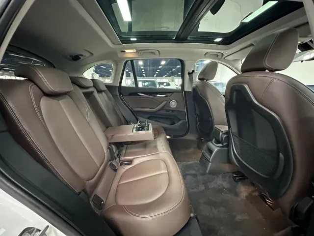 BMW X1 — Фото автомобиля 15