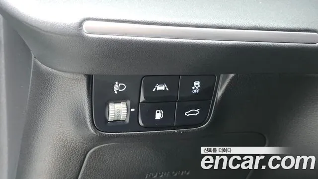 Hyundai Grandeur Новый Grandeur IG 3.0 LPi (Для проката) — Фото автомобиля 12