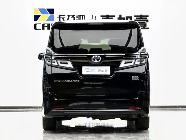Toyota Vellfire — Фото автомобиля 5