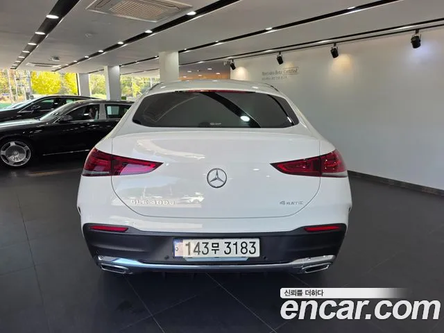Mercedes-Benz GLE-Class — Фото автомобиля 4