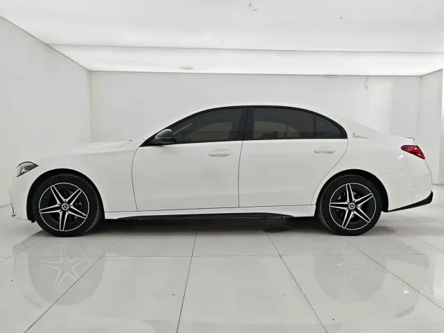 Mercedes-Benz C-Class — Фото автомобиля 6