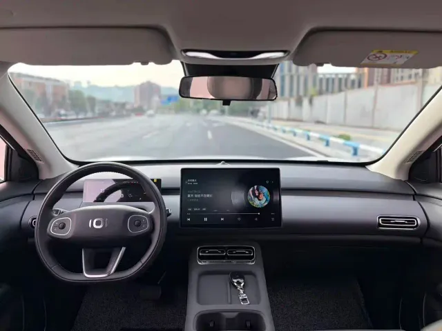 Changan Qiyuan Q05 — Фото автомобиля 8