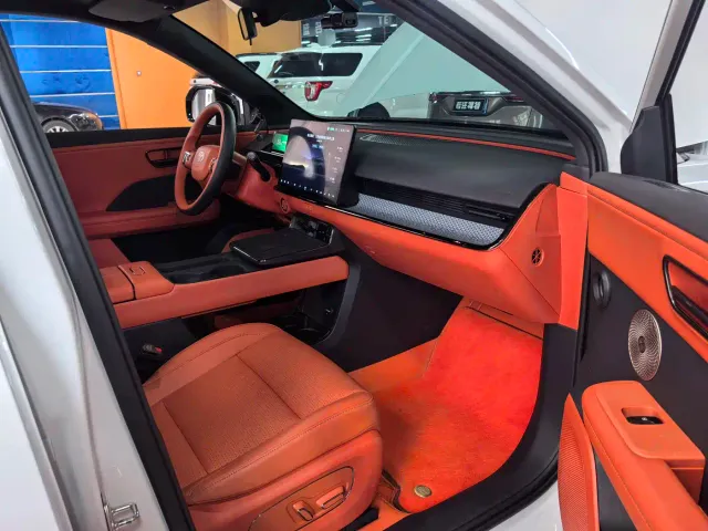 Toyota BoZhi 3X — Фото автомобиля 11