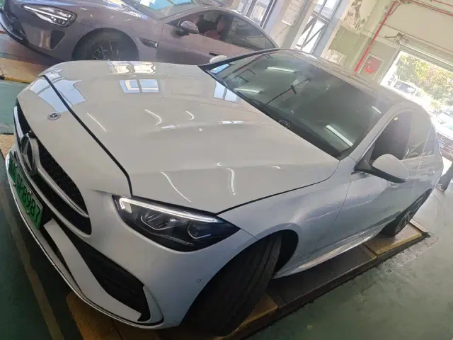Фотография автомобиля — Mercedes-Benz C-Class