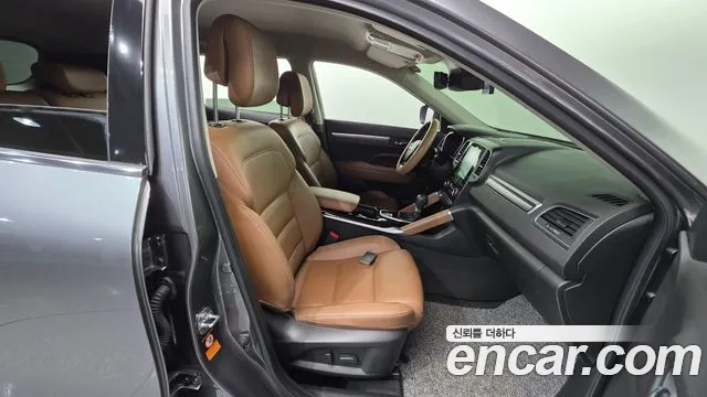 Renault-KoreaSamsung QM6 Новый QM6 2.0 GDe RE Signature 2WD — Фото автомобиля 26