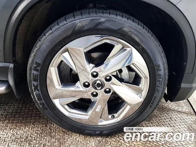 KG_Mobility_Ssangyong Rexton Новый Rexton Sport Дизель 2.2 4WD — Фото автомобиля 20