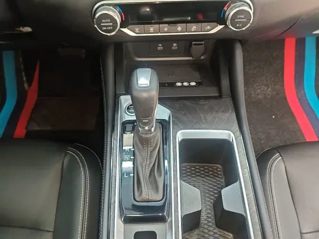 Nissan Teana — Фото автомобиля 13