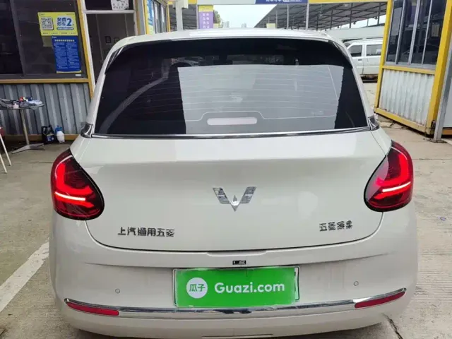 Wuling Bingo — Фото автомобиля 5