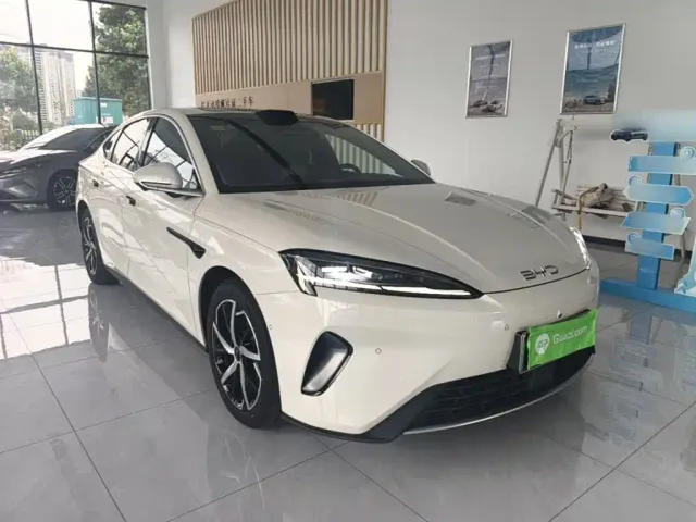 BYD Seal 07 DM-i — Фото автомобиля 3