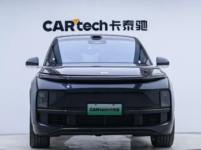 Li Auto L8 — Фото автомобиля 6