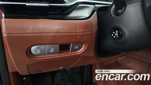 Genesis G90 Бензин 3.5 турбо AWD — Фото автомобиля 16