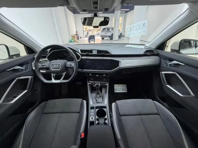 Audi Q3 — Фото автомобиля 15