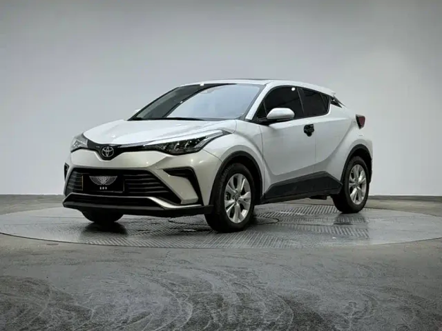 Фотография автомобиля — Toyota IZOA