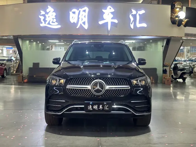 Mercedes-Benz GLE-Class — Фото автомобиля 2
