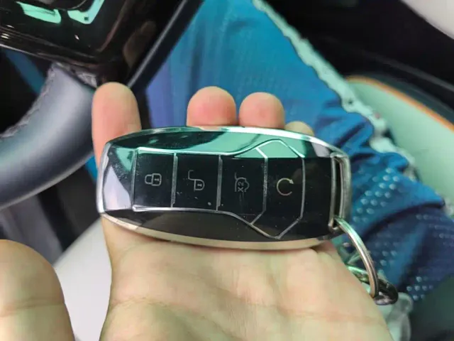 BYD Song PLUS PHEV 2021 DM-i 110KM Flagship — Фото автомобиля 8