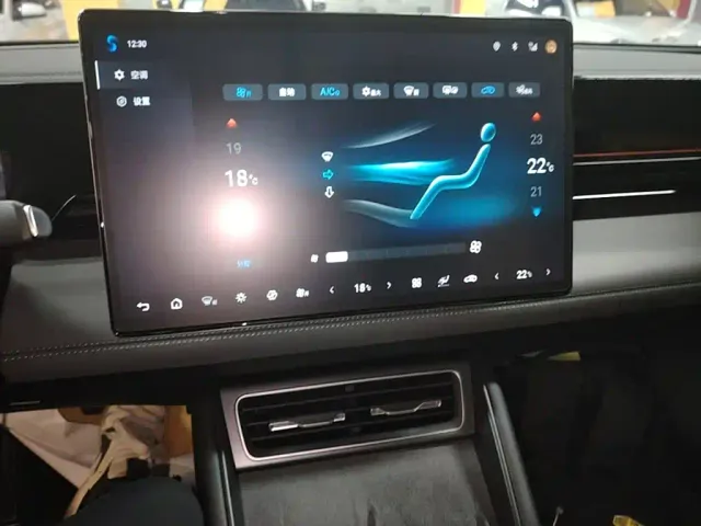 BYD Qin L — Фото автомобиля 12