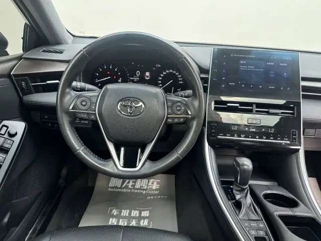 Toyota Avalon — Фото автомобиля 9