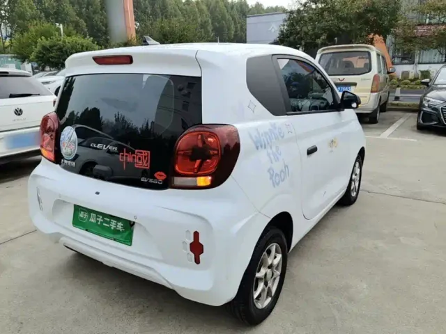 Roewe Clever — Фото автомобиля 6