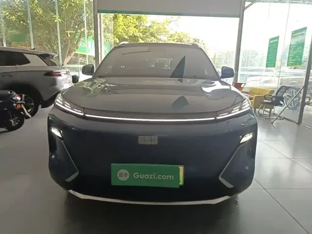 Geely Galaxy Starship 7 EM-i — Фото автомобиля 2