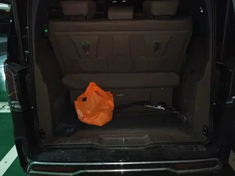 Mercedes-Benz Vito 2024 2.0T Business 7-Seater — Фото автомобиля 4