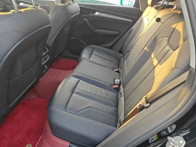 Audi Q5L — Фото автомобиля 12