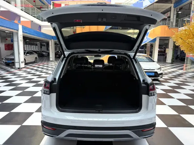Volkswagen Tayron — Фото автомобиля 16