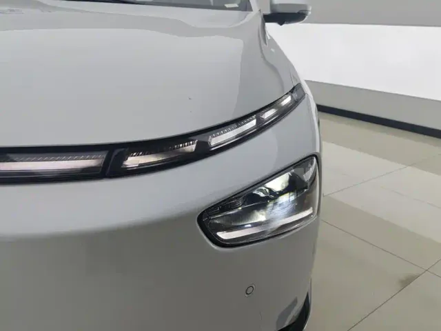 Xpeng G3 — Фото автомобиля 5