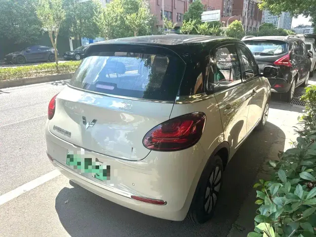 Wuling Bingo — Фото автомобиля 5