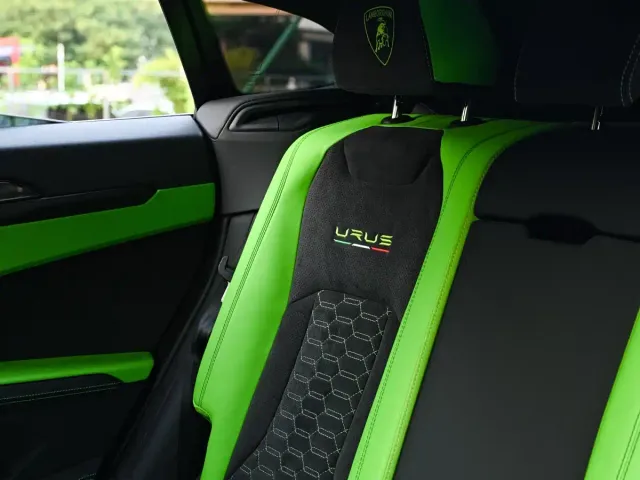 Lamborghini Urus — Фото автомобиля 9