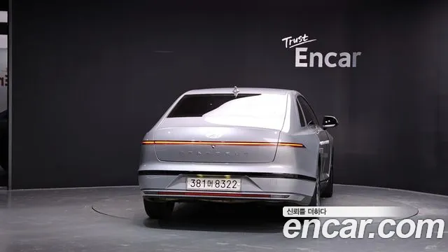 Hyundai Grandeur GN7 — Фото автомобиля 4