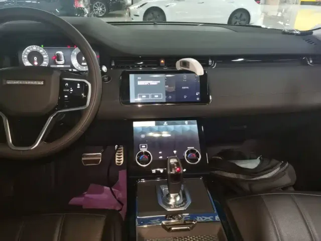 Land Rover Range Rover Evoque — Фото автомобиля 12