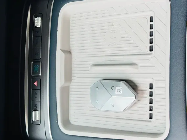 BYD FangChengBao Titanium 7 — Фото автомобиля 20