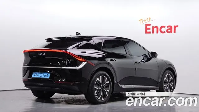 Kia EV6 — Фото автомобиля 2