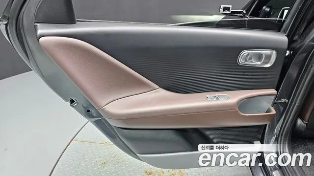 Hyundai Ioniq6 — Фото автомобиля 23