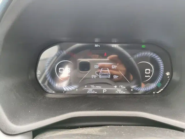 Geely Emgrand — Фото автомобиля 3
