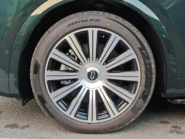 Aito M7 — Фото автомобиля 20