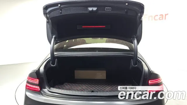Genesis G80 RG3 — Фото автомобиля 17
