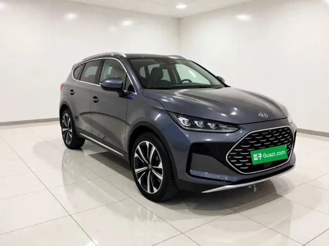 BYD Tang — Фото автомобиля 3
