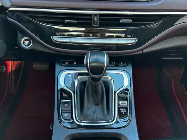 GAC Trumpchi M6 — Фото автомобиля 21